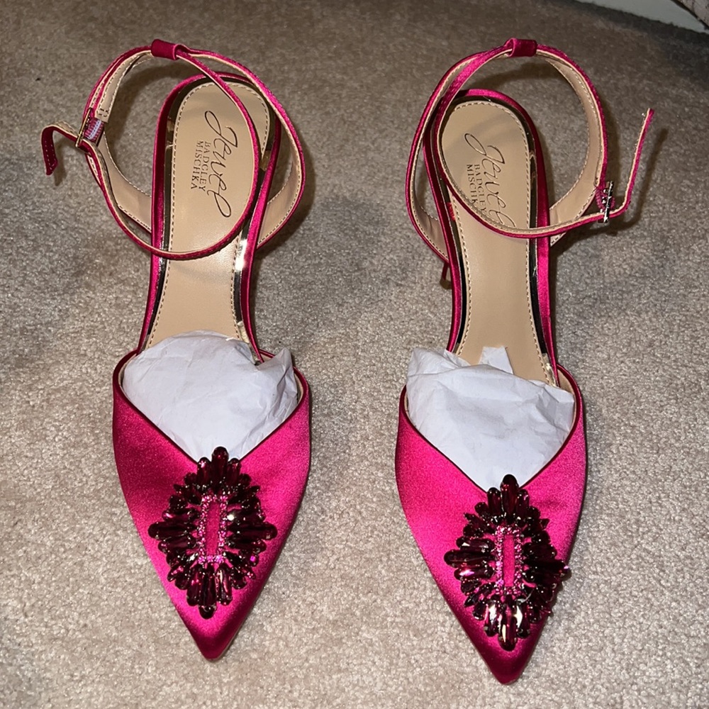 These are brand new have never been worn. They come brand new with original box.